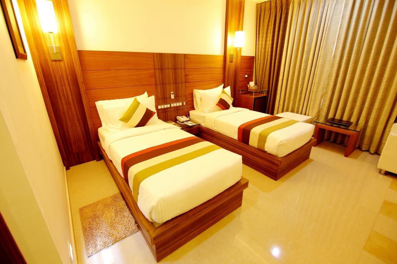 Hotel Hillway Park Kollam Exterior foto